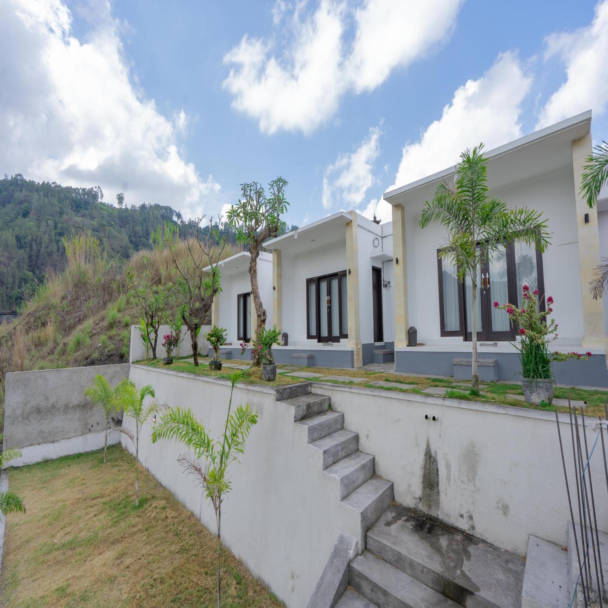 Batur Kencana Villa Mitra Reddoorz Baturaja  Eksteriør bilde