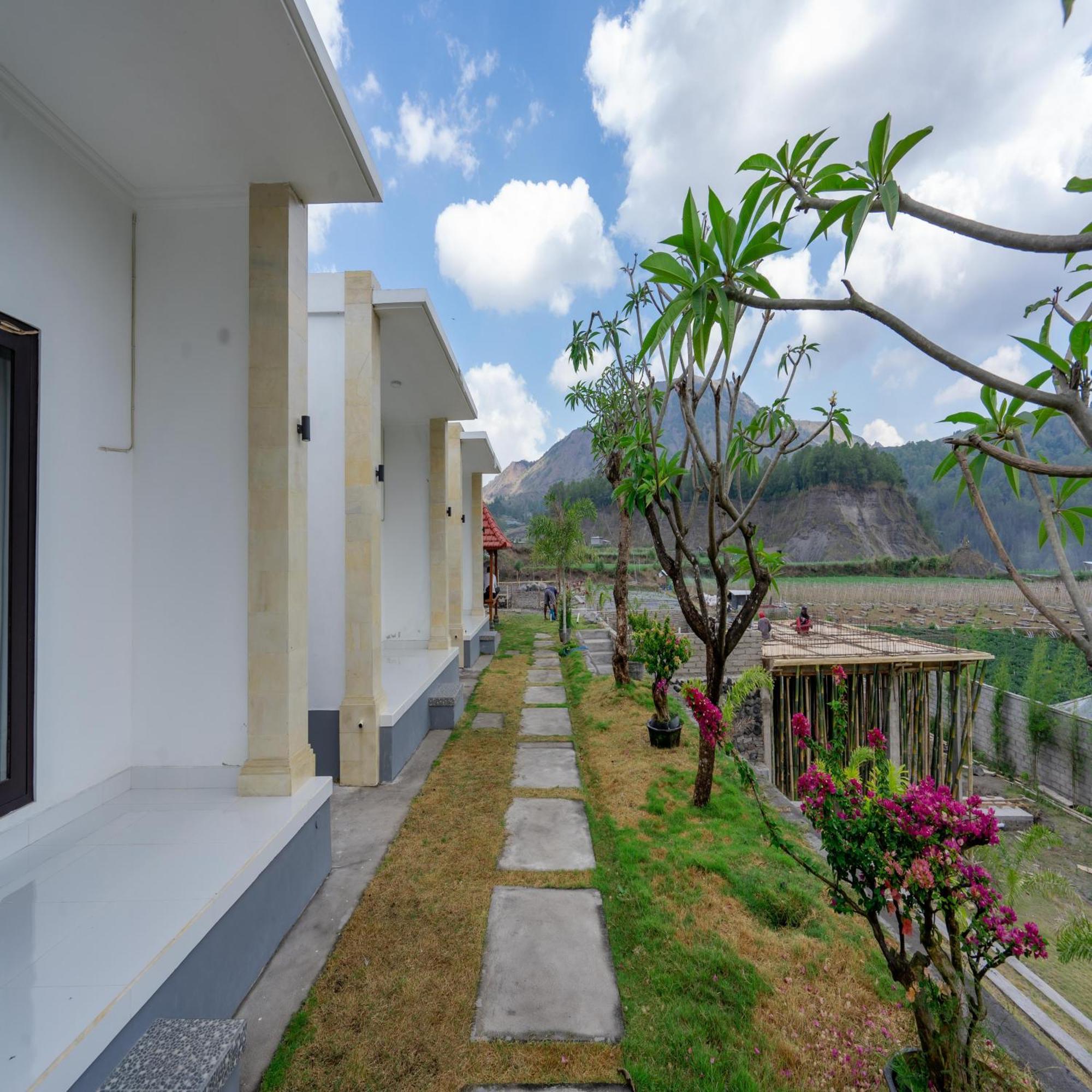 Batur Kencana Villa Mitra Reddoorz Baturaja  Eksteriør bilde